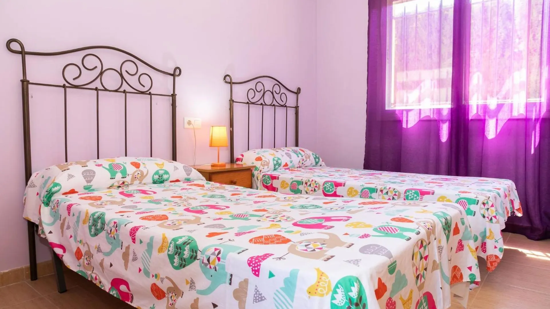 Alba Nice House With Private Pool, Garden And Bbq Riumar