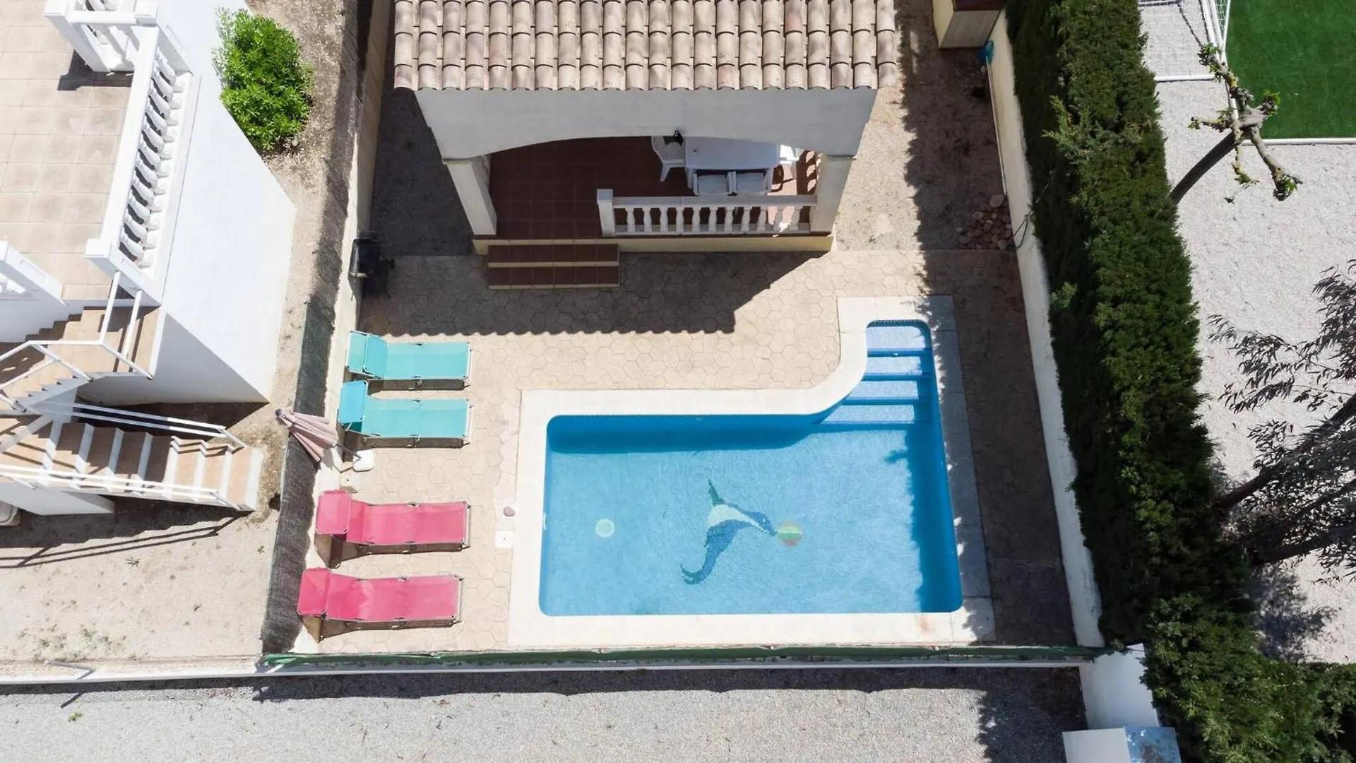 Holiday home Alba Nice House With Private Pool, Garden And Bbq Riumar